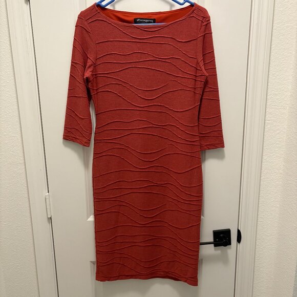 Sharagano Rust Textured Bodycon Dress 3/4 Sleeve Size 4 EUC - Picture 5 of 9